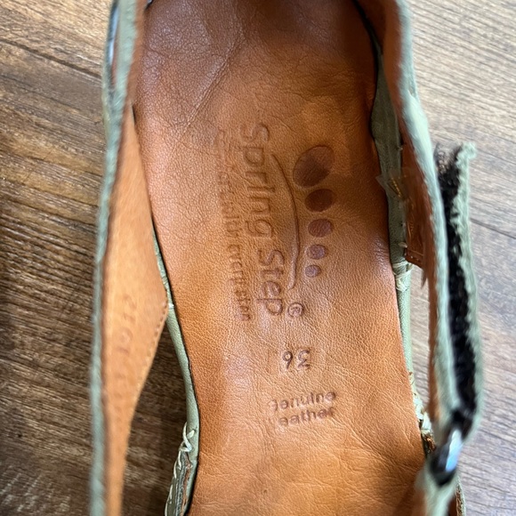 Spring step shoes - Picture 10 of 14